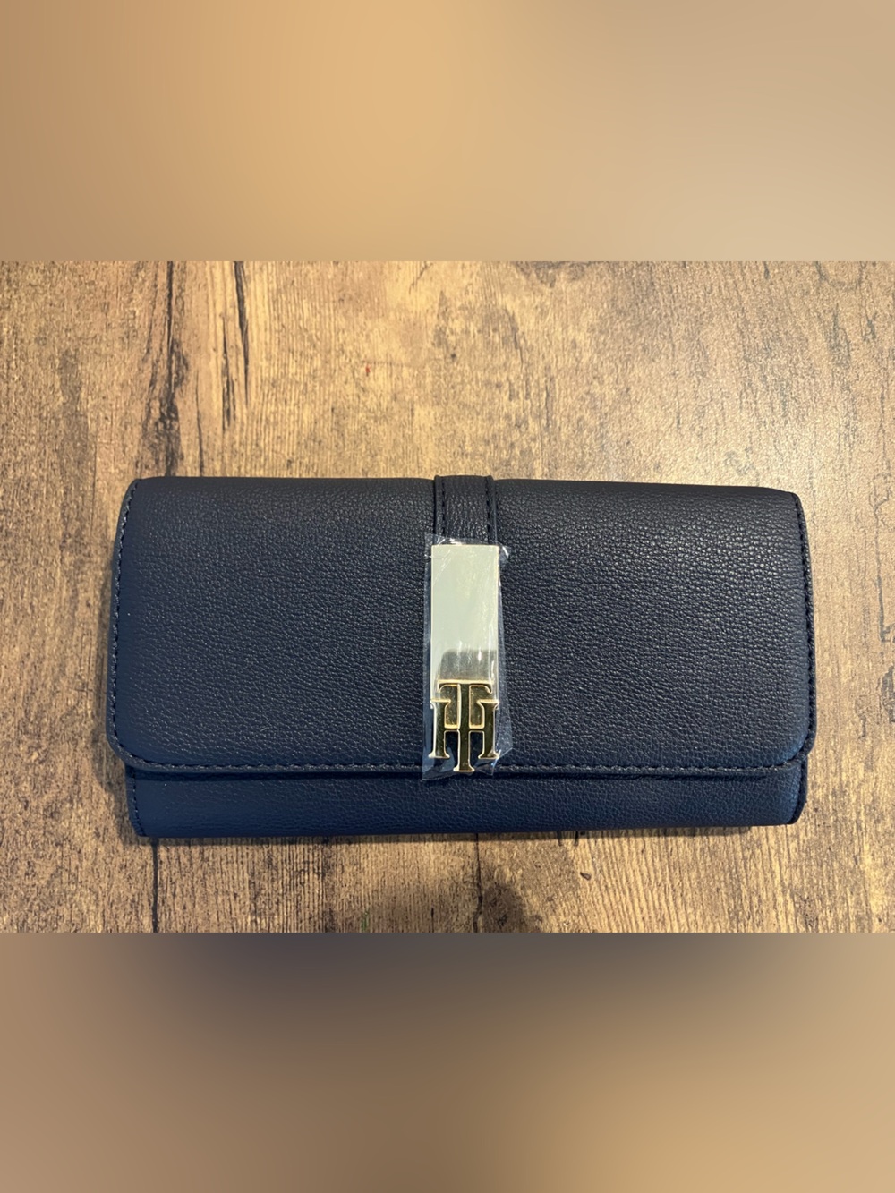 Tommy Hilfiger wallet
